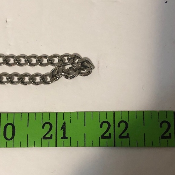 - -Womens Silver Mini Purse with Chain. Like NEW - Picture 7 of 8